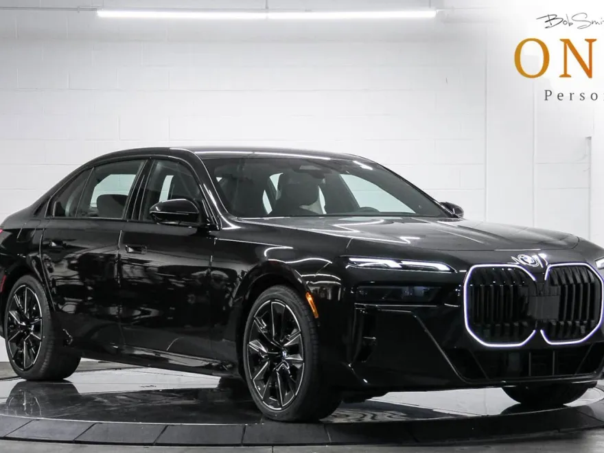 2026 Bmw 740i photo 1