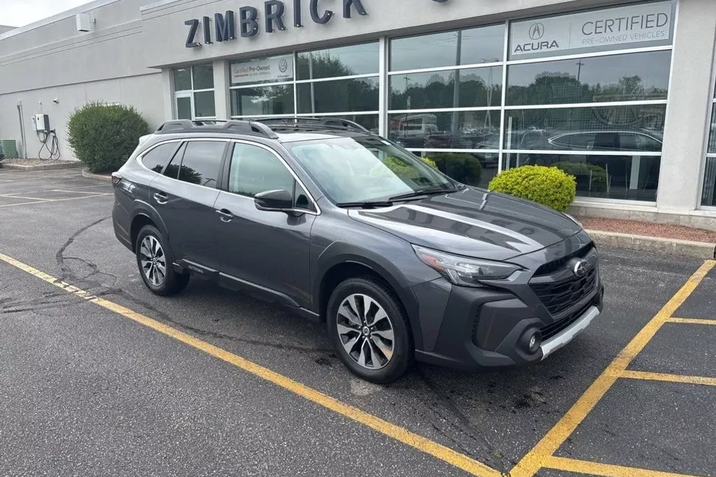 2023 Subaru Outback Limited photo 1