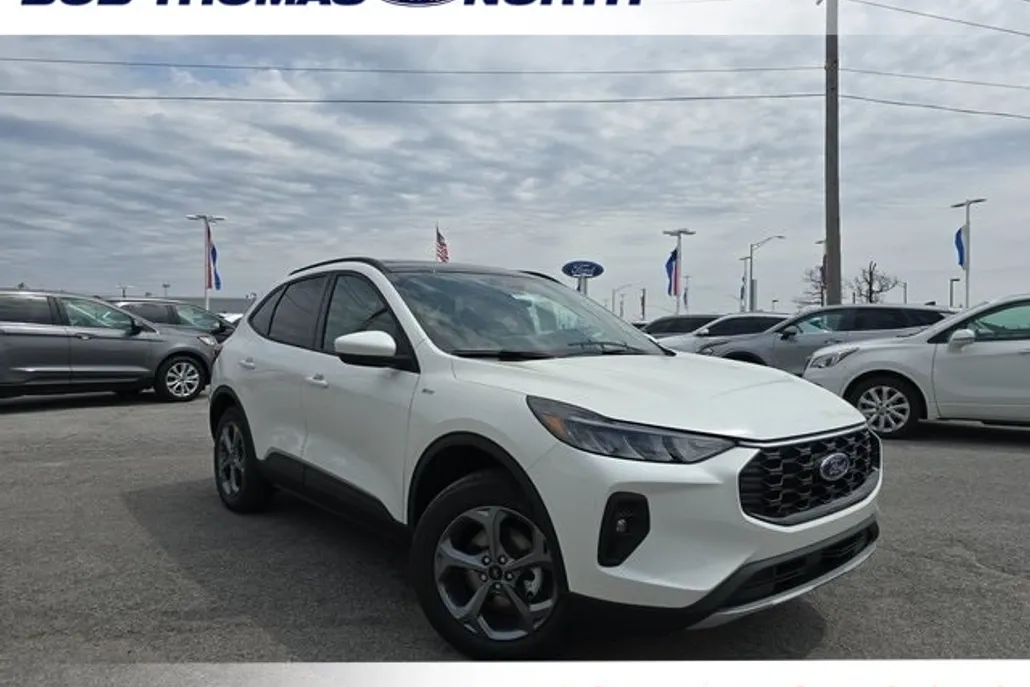 2025 Ford Escape ST-Line Select photo 1