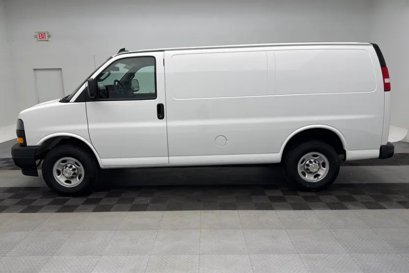 2024 Chevrolet Express Cargo Van 2500 photo 1