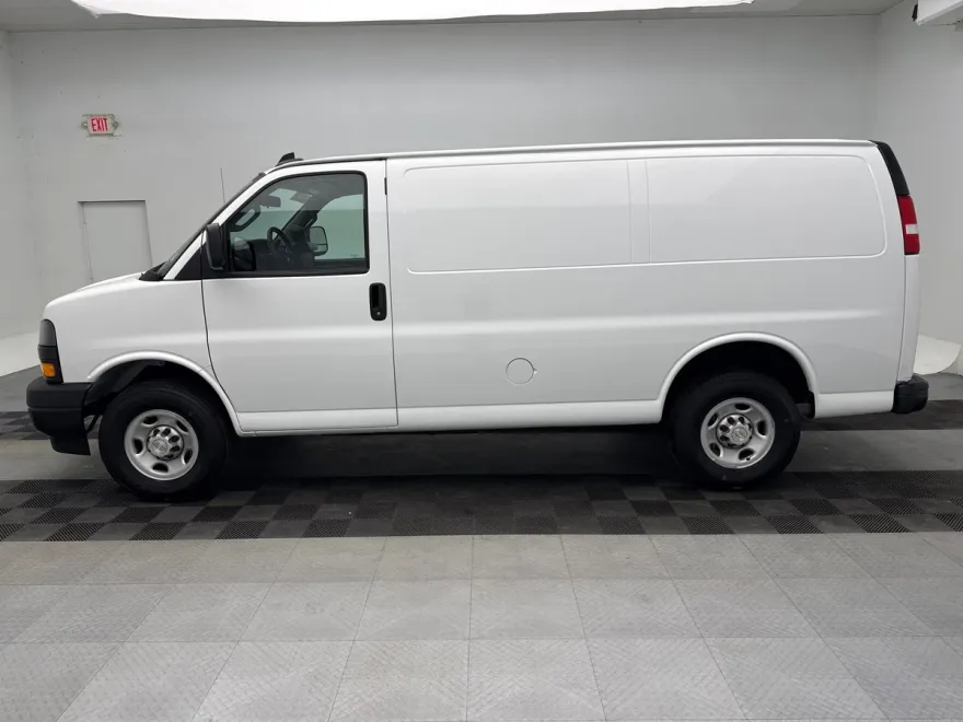 2024 Chevrolet Express Cargo Van 2500 photo 1