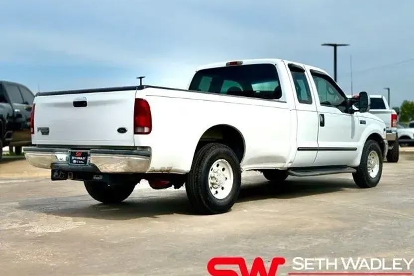 1999 Ford F-250 photo 1