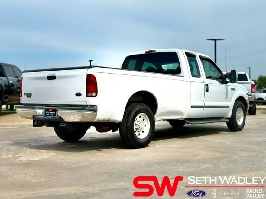 1999 Ford F-250 photo 1