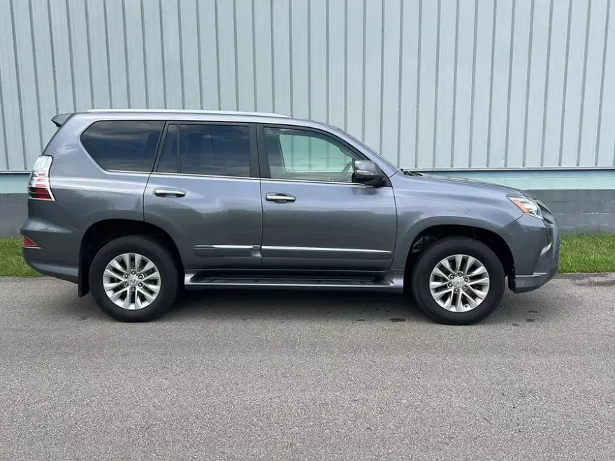 2018 Lexus GX 460 photo 1