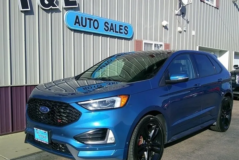 2019 Ford Edge ST photo 1