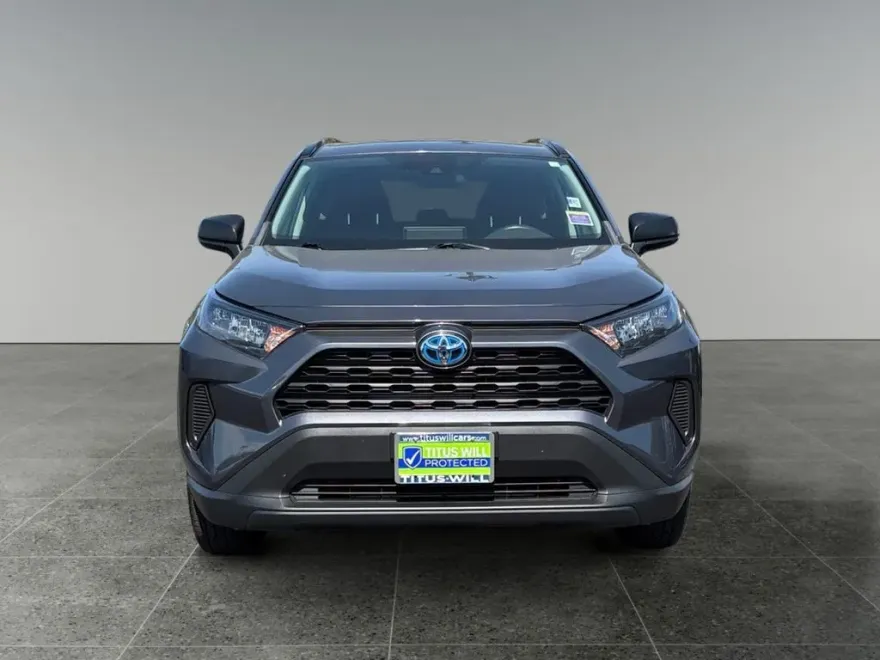 2020 Toyota RAV4 Hybrid LE photo 1