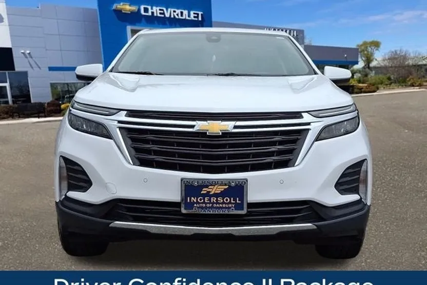 2023 Chevrolet Equinox LT photo 1