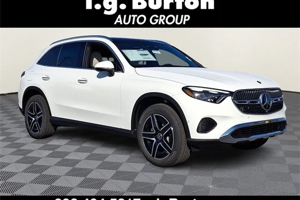 2026 Mercedes Benz GLC 300 4MATIC photo 1