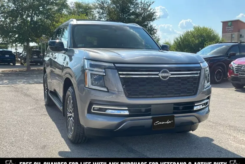 2026 Nissan Armada Platinum photo 1