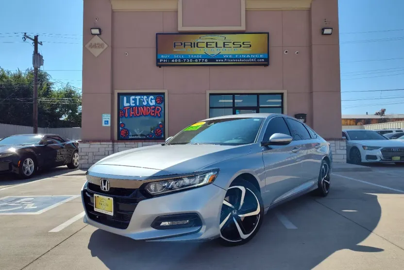 2019 Honda Accord Sport photo 1