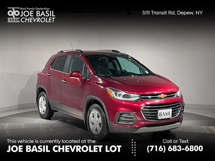 2017 Chevrolet Trax LT photo 1