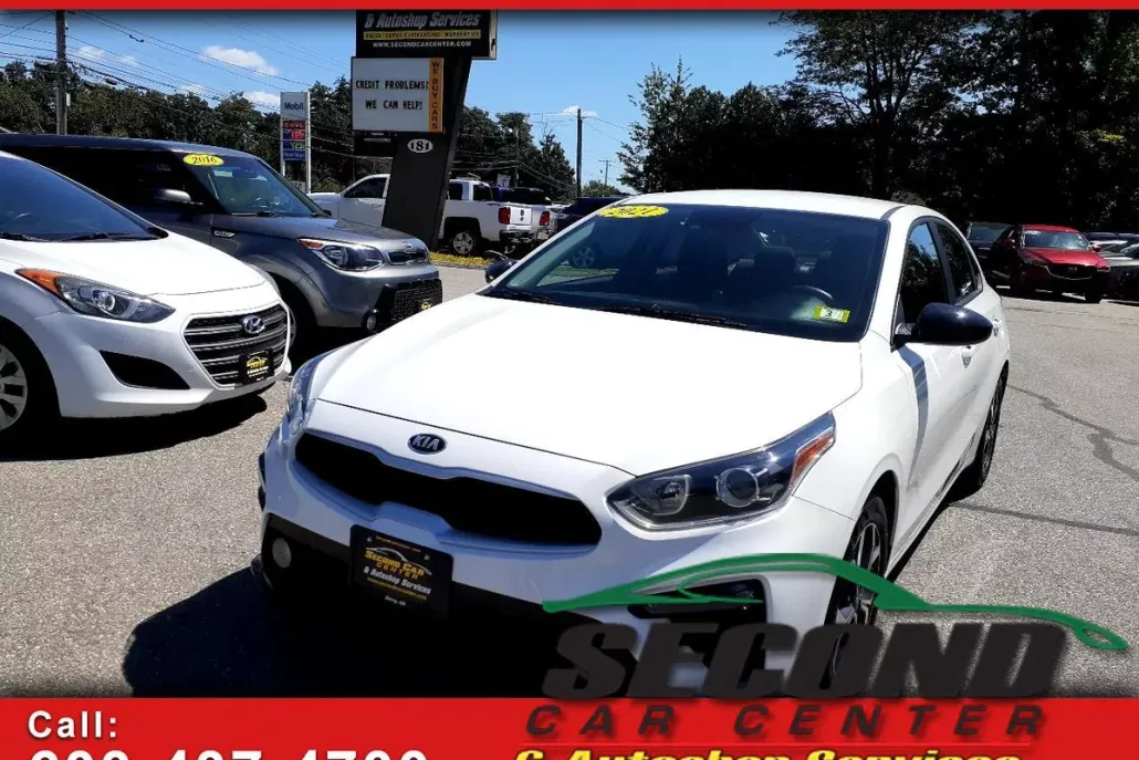 2021 Kia Forte LXS photo 1