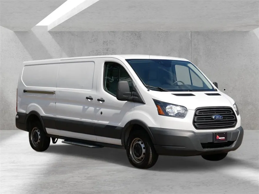 2018 Ford Transit photo 1