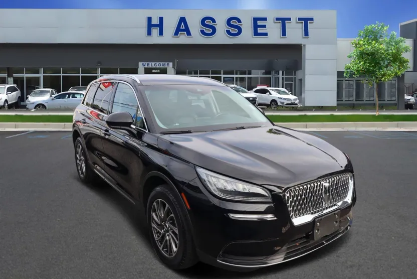 2021 Lincoln Corsair Standard photo 1