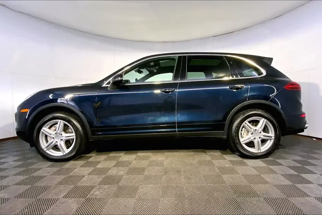2018 Porsche Cayenne S photo 1