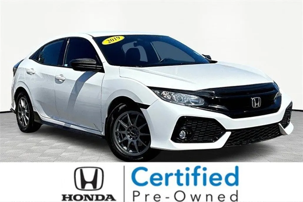 2019 Honda Civic Hatchback Sport photo 1