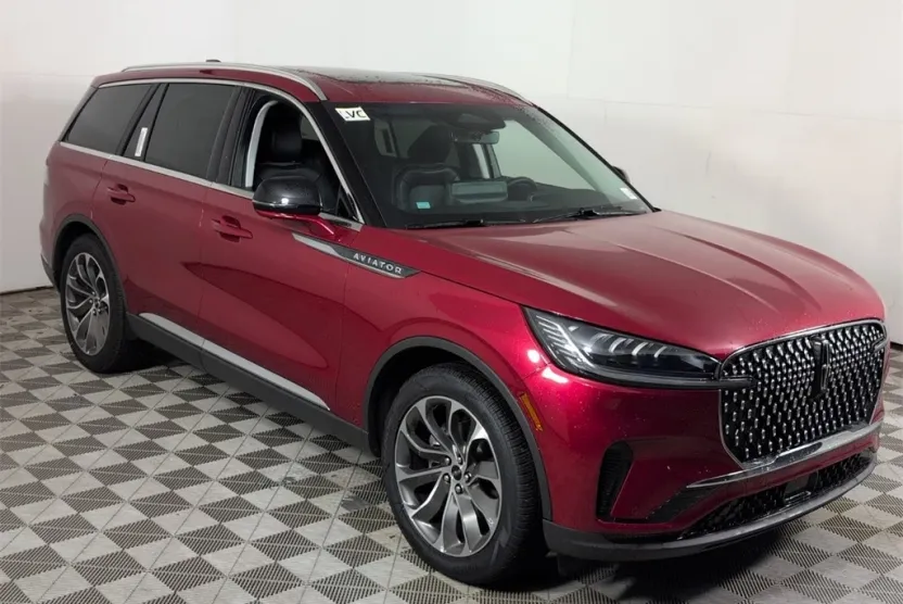 2025 Lincoln Aviator Premiere photo 1
