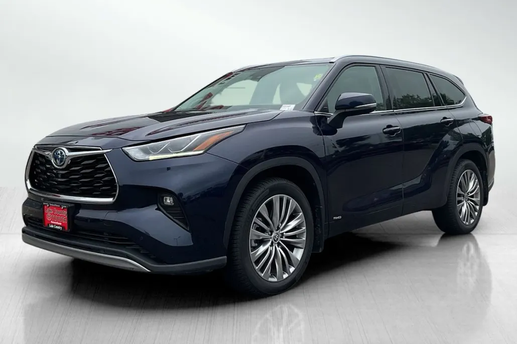 2022 Toyota Highlander Hybrid Platinum photo 1