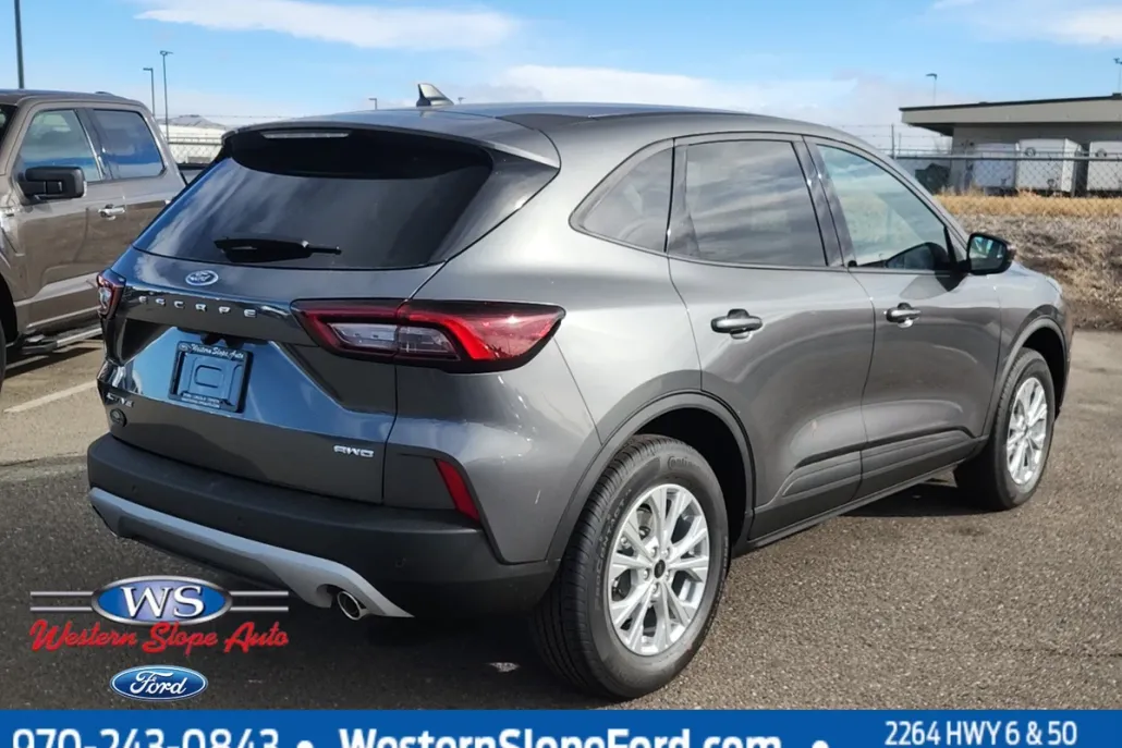 2025 Ford Escape Active photo 1