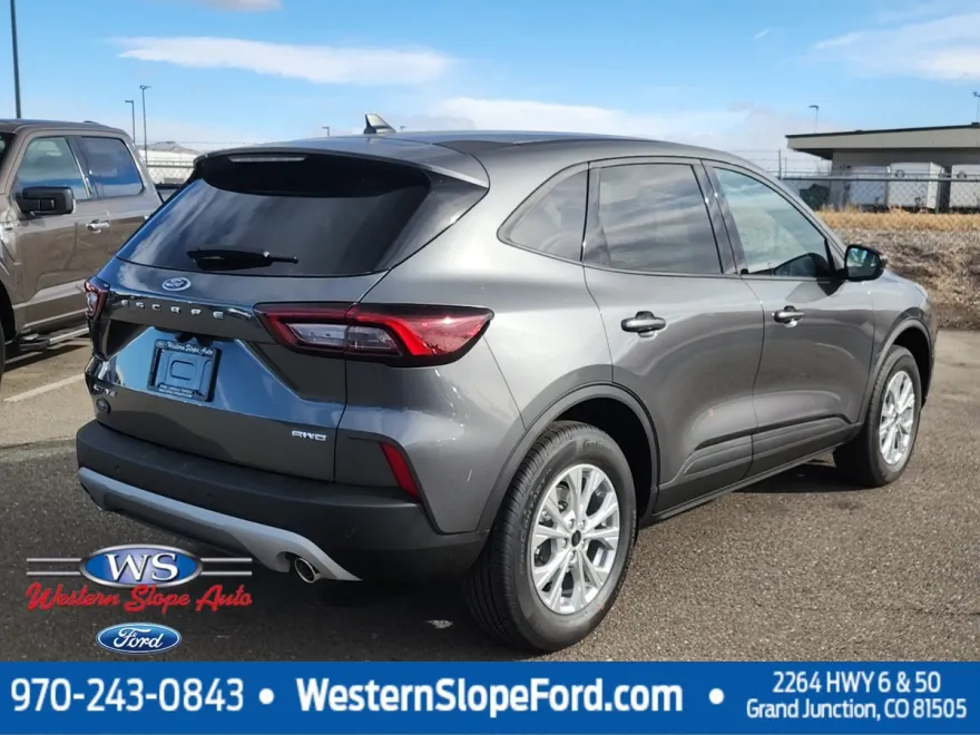 2025 Ford Escape Active photo 1