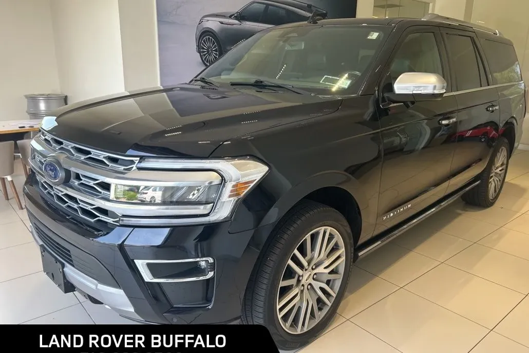 2022 Ford Expedition MAX Platinum photo 1