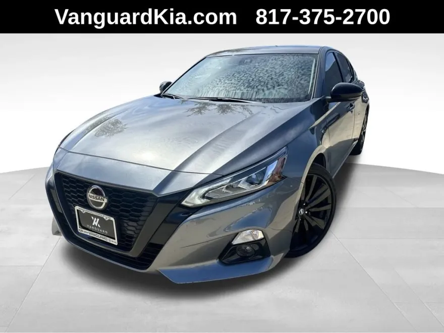 2022 Nissan Altima 2.5 SR photo 1