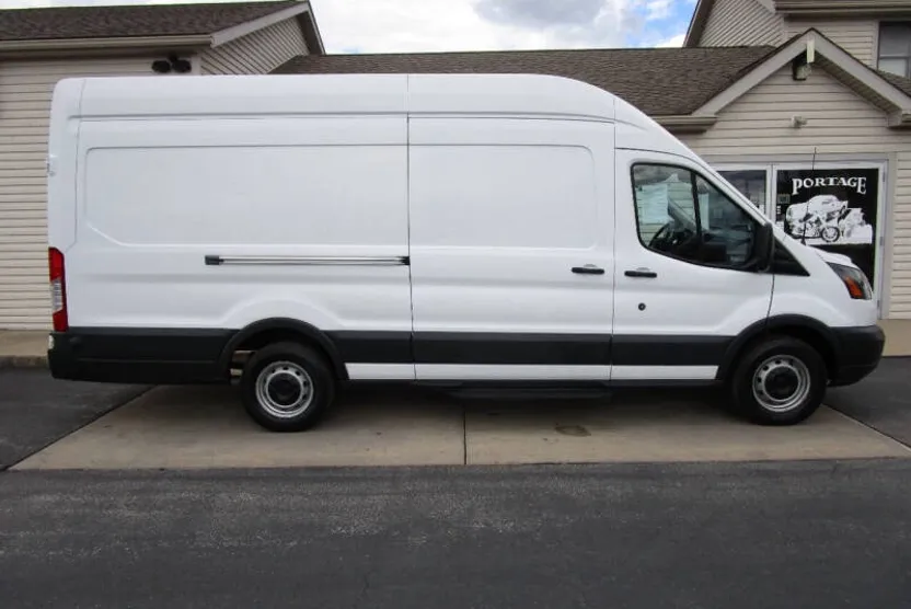 2017 Ford Transit Cargo Van photo 1