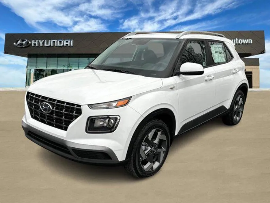 2025 Hyundai Venue SEL photo 1