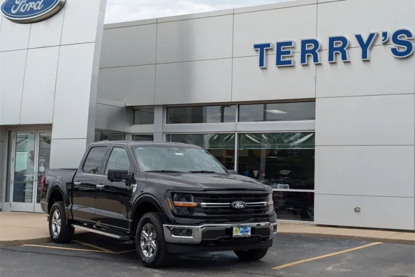 2024 Ford F-150 XLT photo 1