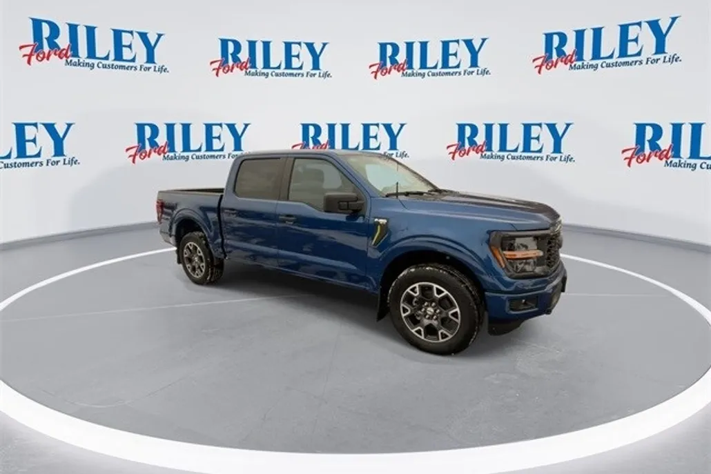 2025 Ford F-150 STX photo 1
