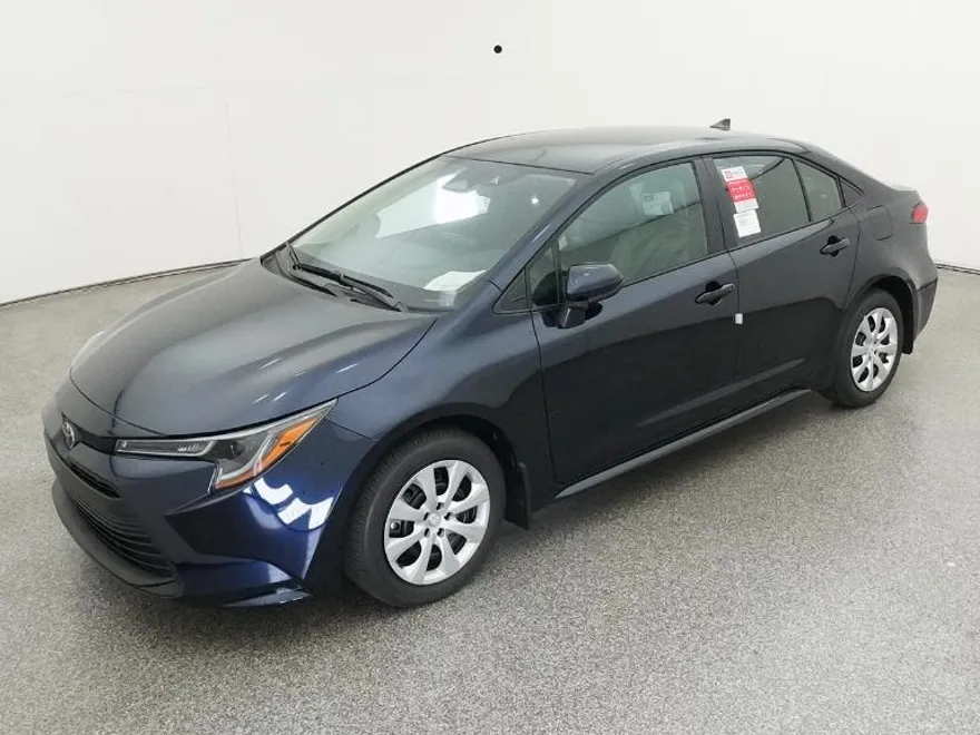 2026 Toyota Corolla LE photo 1