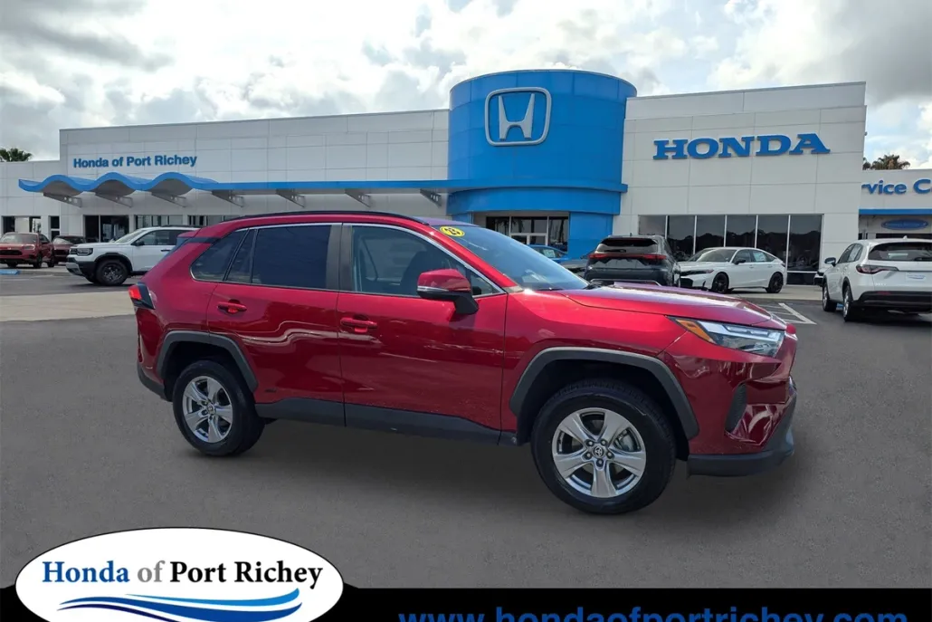 2023 Toyota RAV4 Hybrid XLE photo 1