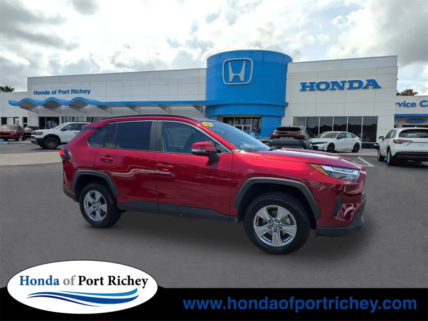2023 Toyota RAV4 Hybrid XLE photo 1