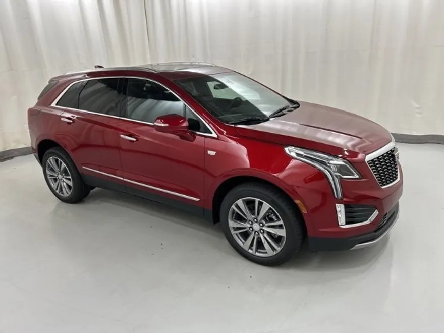 2025 Cadillac XT5 Premium Luxury photo 1