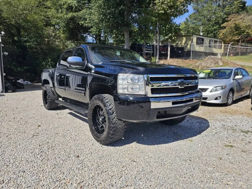 2011 Chevrolet Silverado 1500 LS photo 1