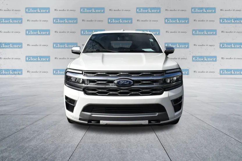 2022 Ford Expedition MAX Platinum photo 1