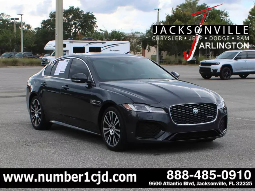 2024 Jaguar XF P250 R-Dynamic SE photo 1