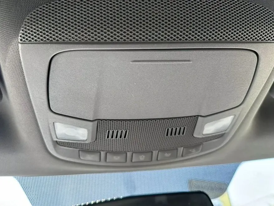 2017 Ford F-150 photo 1