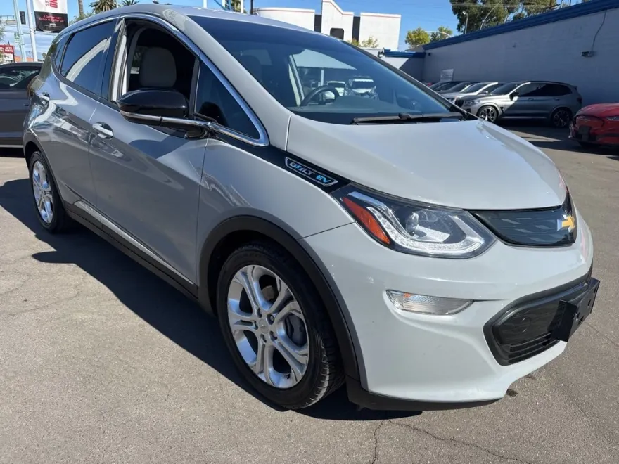 2019 Chevrolet Bolt EV photo 1