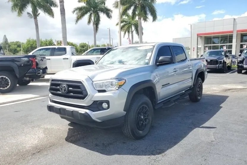 2023 Toyota Tacoma SR5 Double Cab photo 1