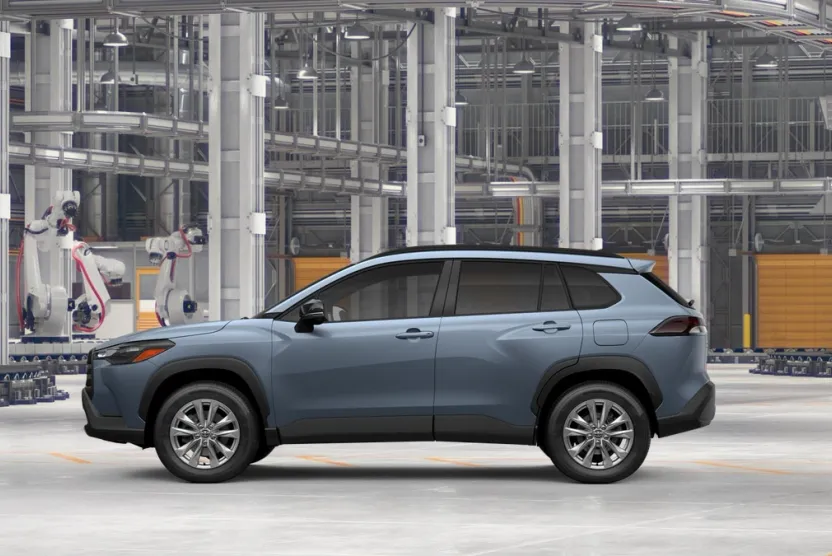 2026 Toyota Corolla Cross LE photo 1