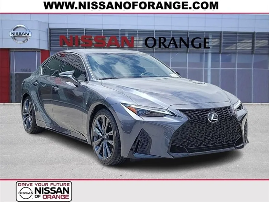 2023 Lexus IS 350 F SPORT photo 1