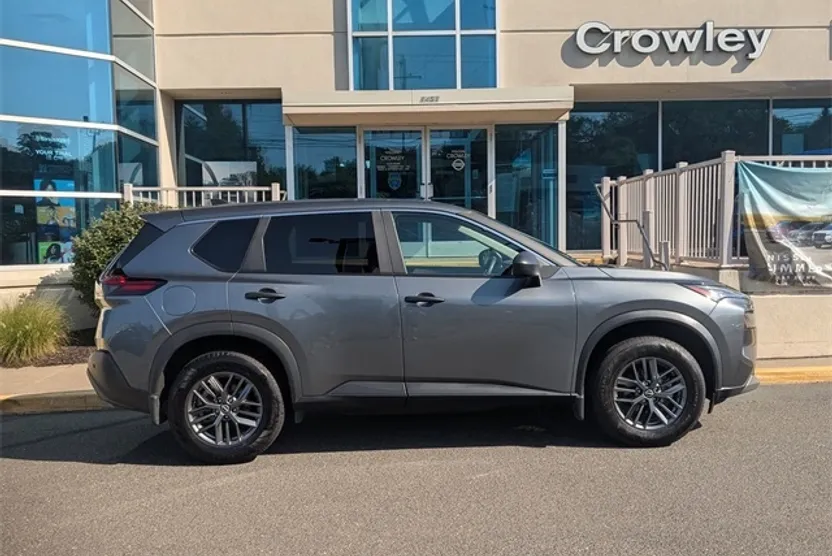 2023 Nissan Rogue S photo 1