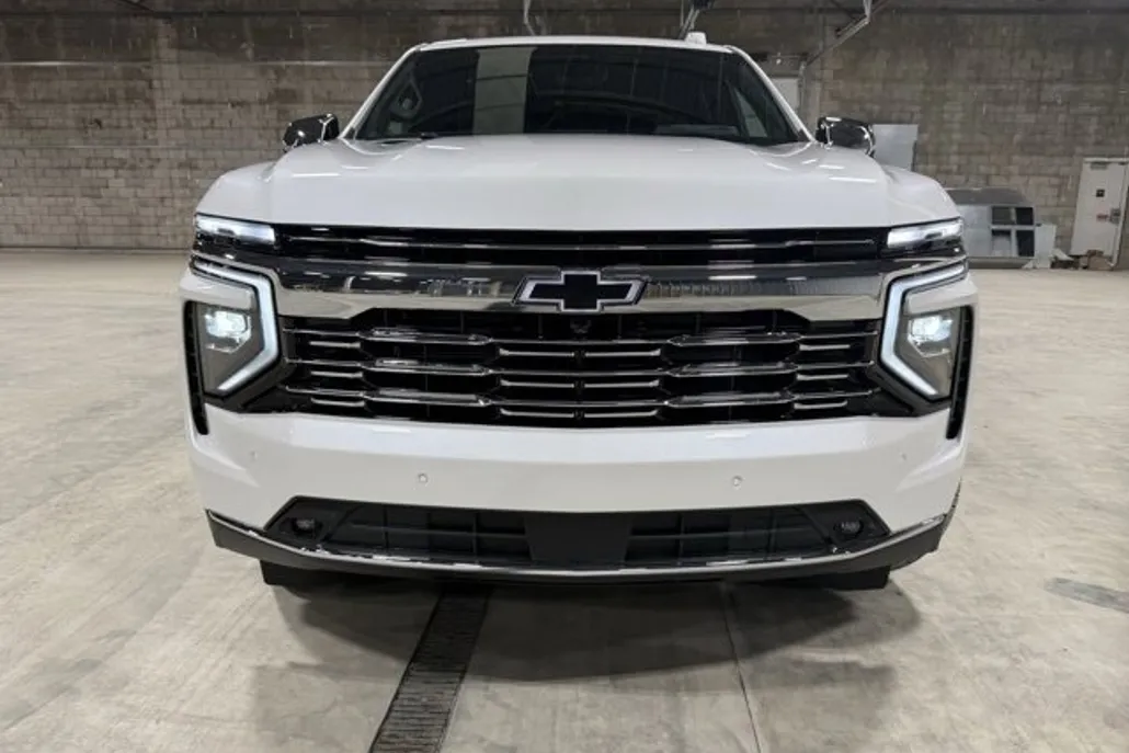 2025 Chevrolet Tahoe Premier photo 1
