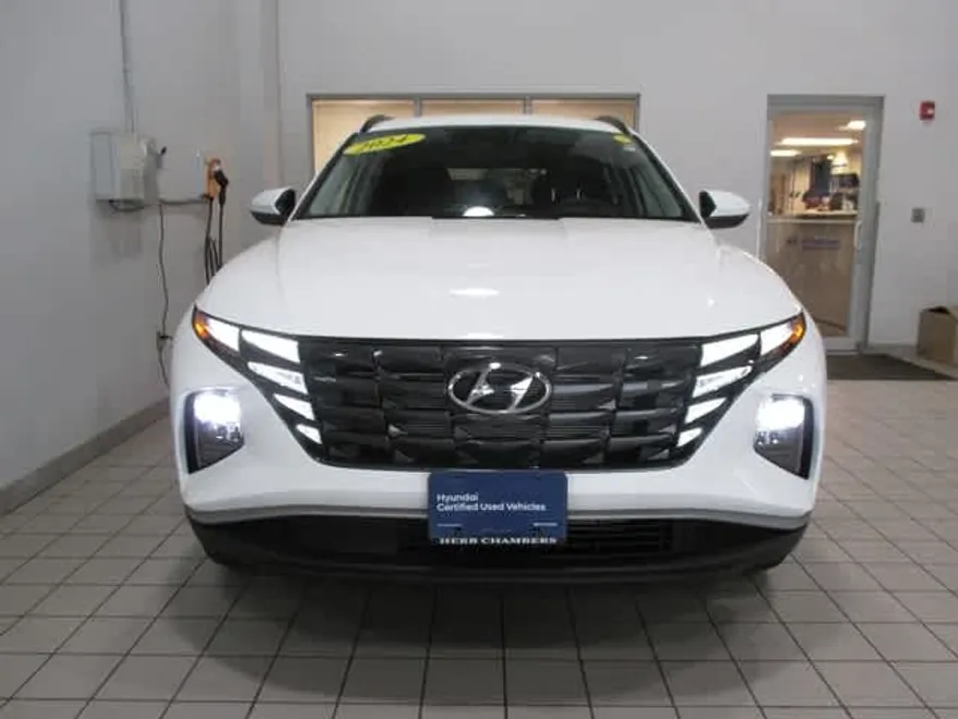 2024 Hyundai Tucson SEL photo 1