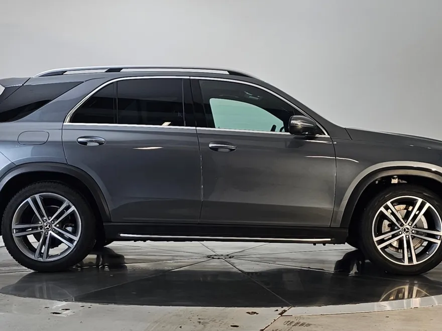 2022 Mercedes Benz GLE 350 4MATIC photo 1