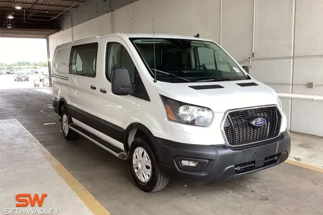 2024 Ford Transit photo 1
