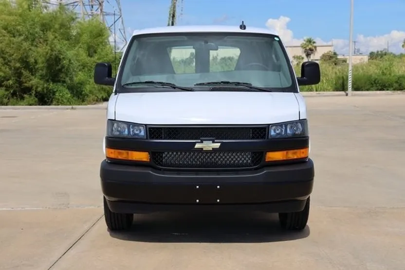 2025 Chevrolet Express Cargo 2500 Work Van photo 1