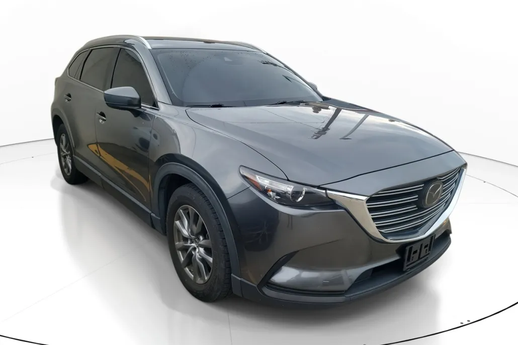 2019 Mazda CX-9 Touring photo 1