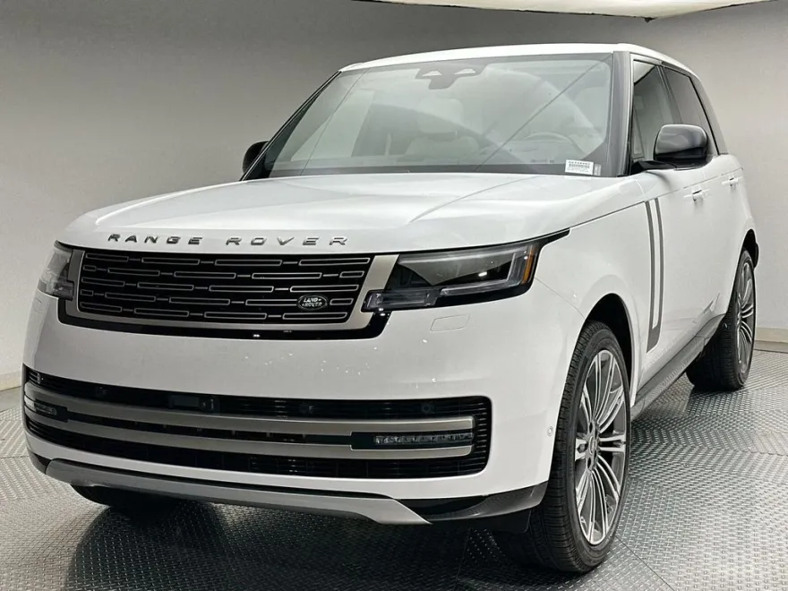2025 Land Rover Range Rover SE photo 1